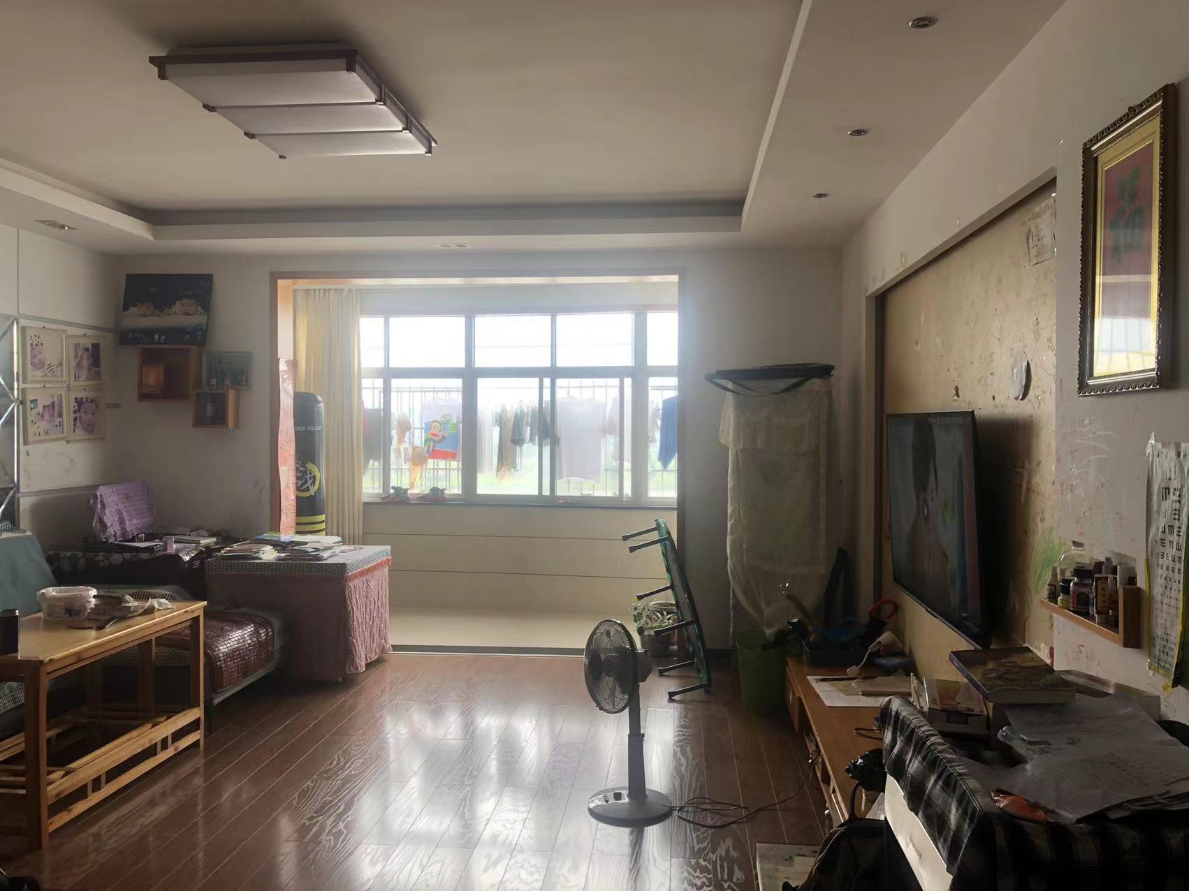 碧水馨城  3室2厅2卫    75.8万