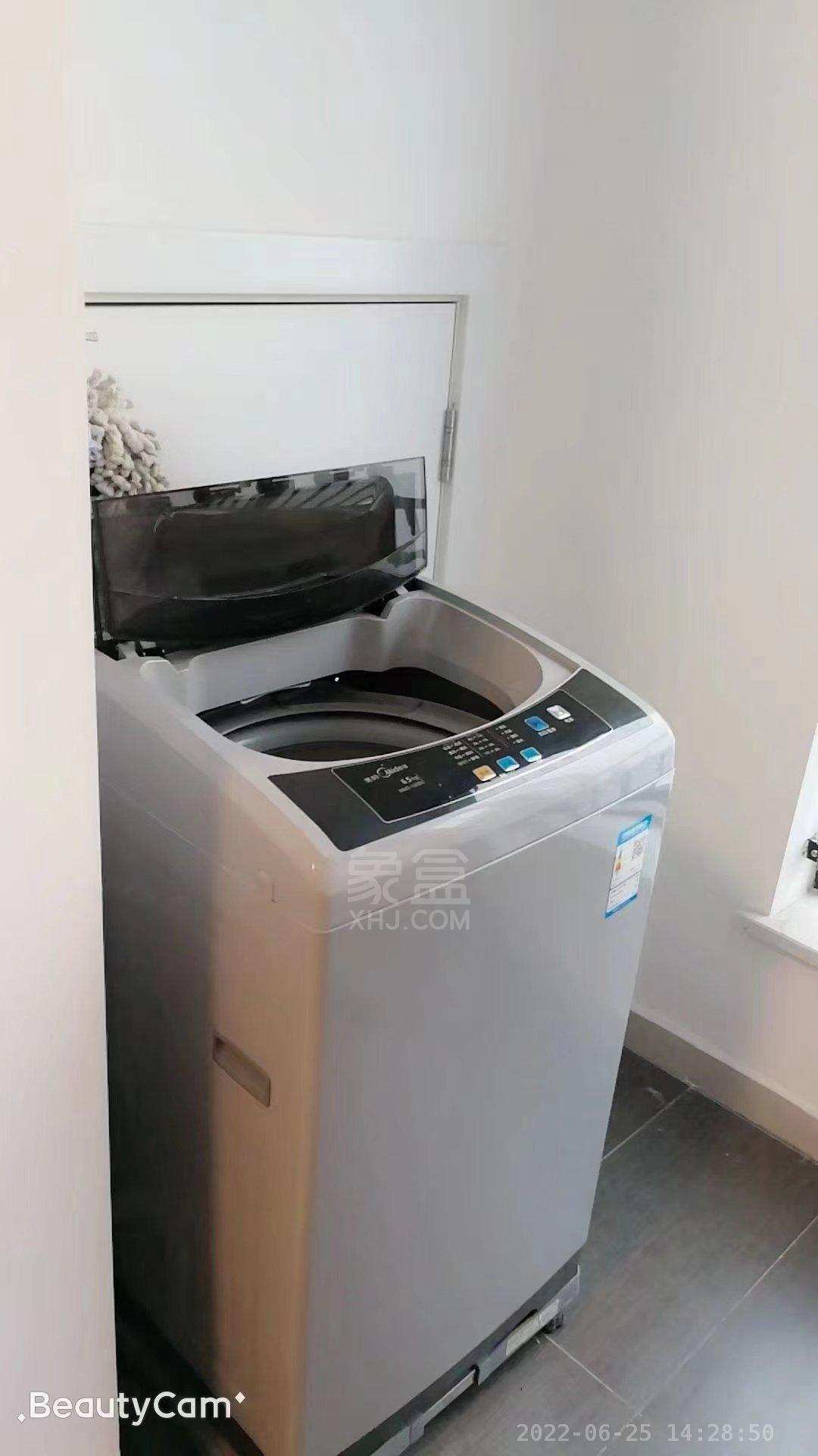 中泰财富湘江  1室1厅1卫   1700.00元/月室内图