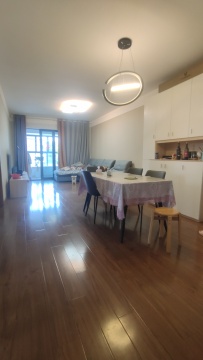 阳光100大湖第  3室2厅2卫    152.0万