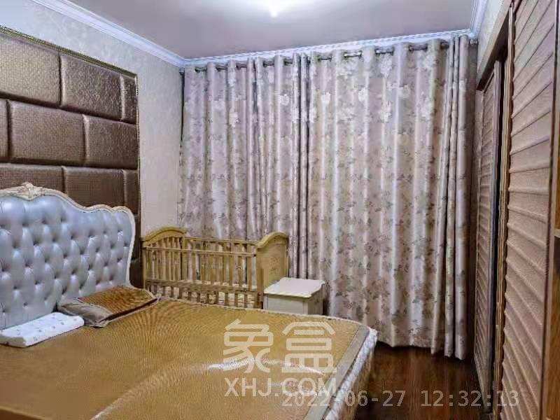 钱隆学府一、二期  3室2厅1卫   2600.00元/月室内图