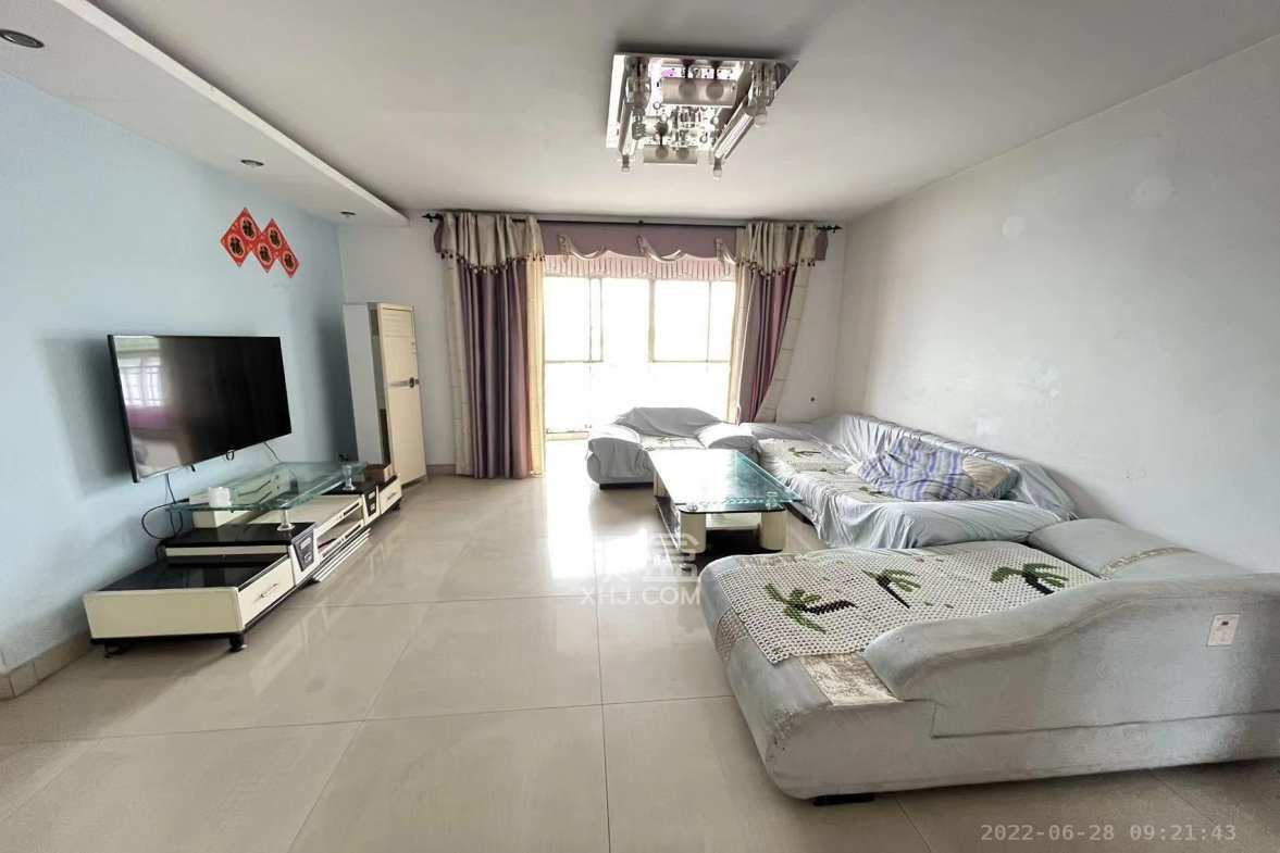 三城花苑(一,二,三期)  4室2厅1卫    1500.0元/月 三城花苑(一,二,三期)  4室2厅1卫    1500.0元/月室内图