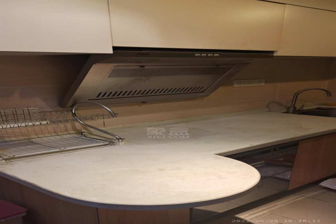 大汉希尔顿 1室0厅1卫 1500.0元/月 大汉希尔顿 1室0厅1卫 1500.0元/月室内图