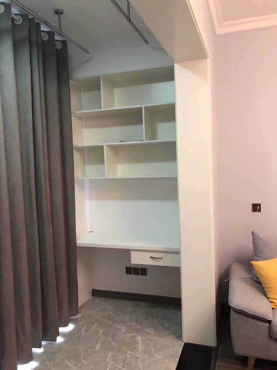 玉鑫巴陵星城  1室1厅1卫    2000.0元/月室内图