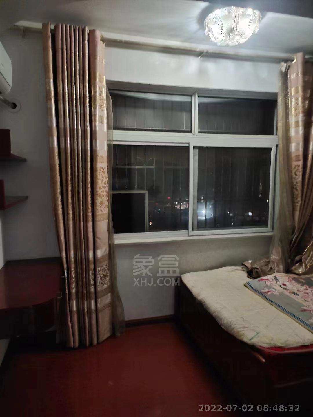 湘水1号  3室2厅1卫    1400.0元/月室内图