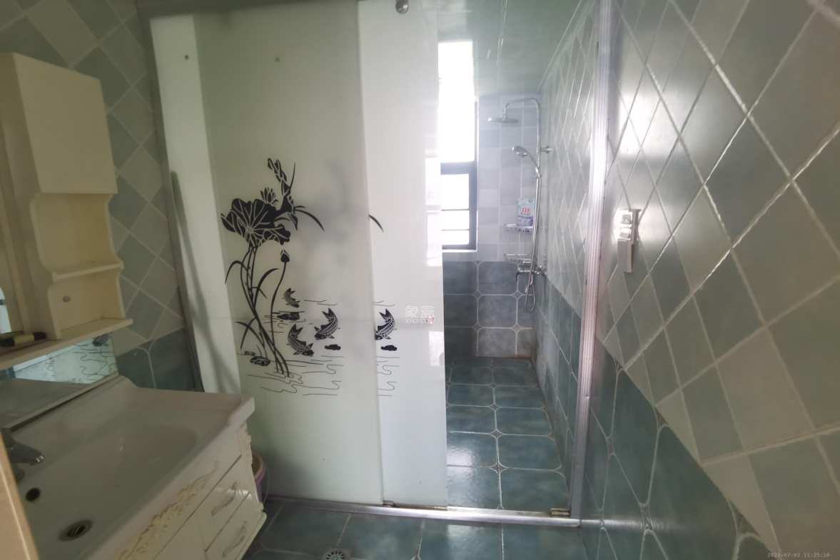 兰亭湾畔  3室2厅1卫    2500.0元/月室内图