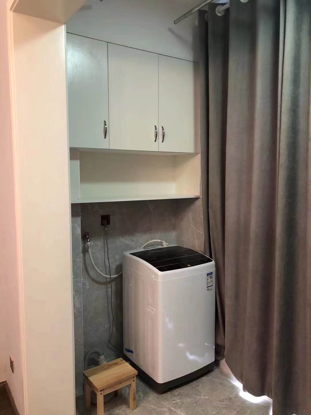 玉鑫巴陵星城  1室1厅1卫    2000.0元/月室内图