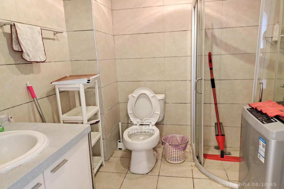 昊天大厦 1室1厅1卫 2100.0元/月 昊天大厦 1室1厅1卫 2100.0元/月室内图