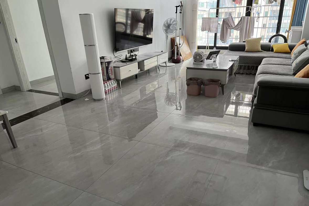 云梦新城  2室1厅1卫    2600.0元/月室内图1