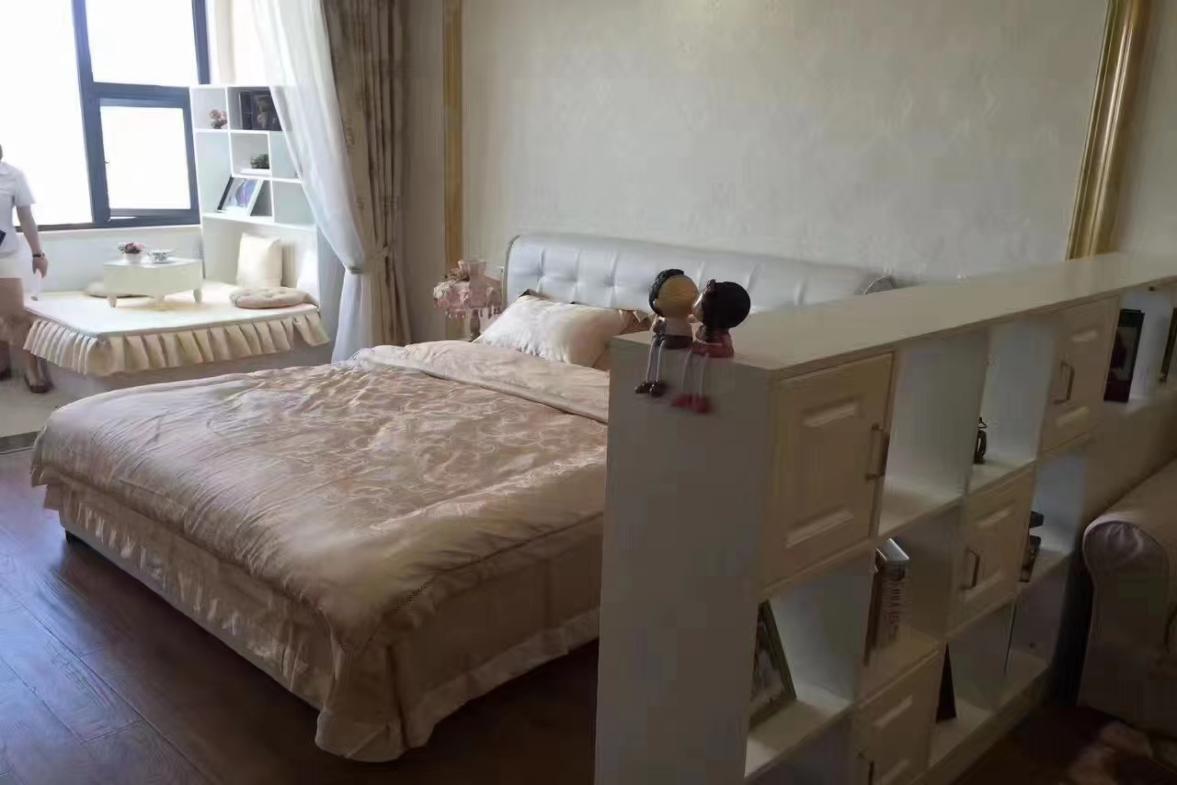 万籁酒店  1室1厅1卫    1800.0元/月室内图