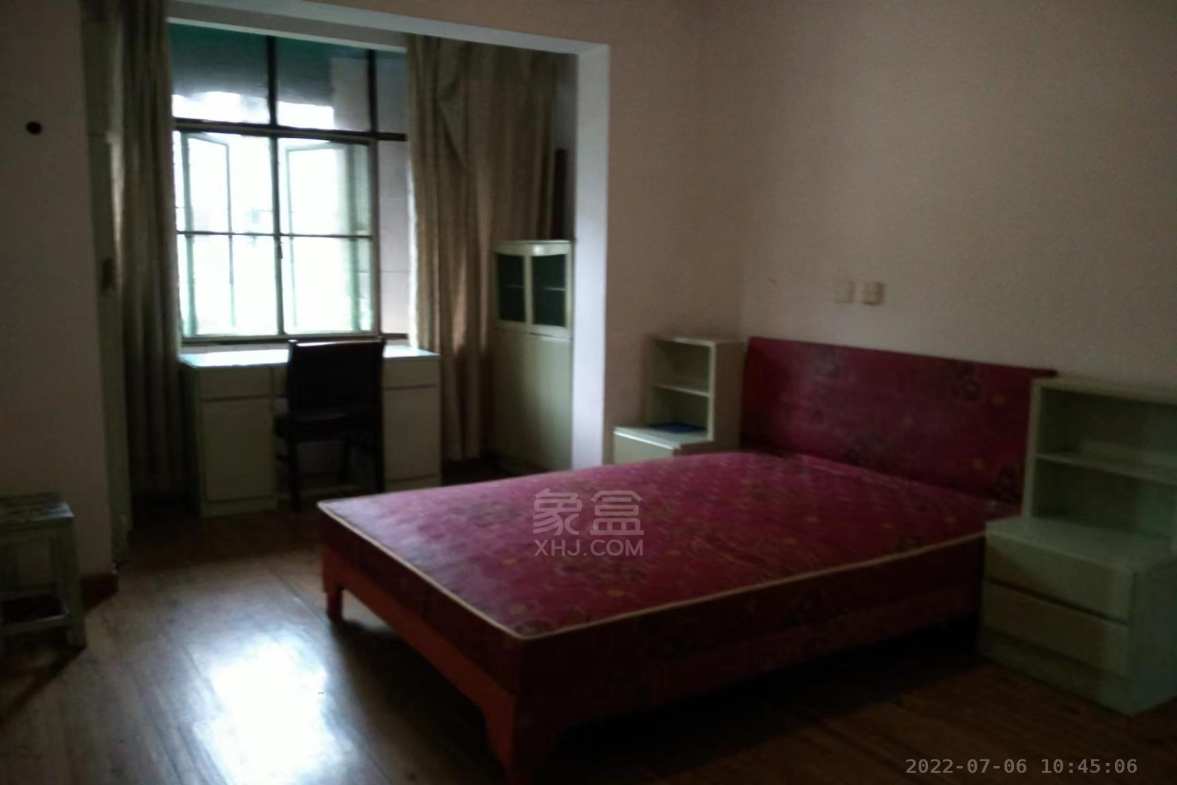 汇达花园  3室2厅1卫    980.0元/月室内图1