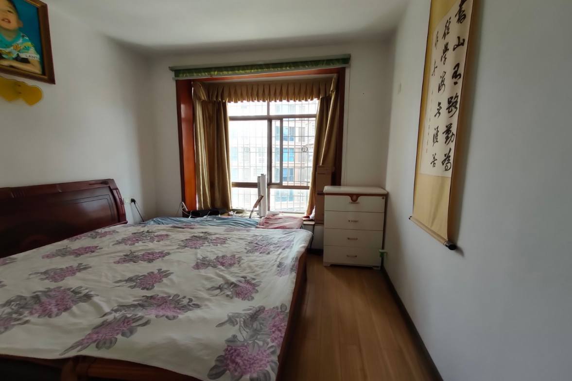 鑫都苑  4室2厅2卫    76.8万 鑫都苑  4室2厅2卫    76.8万室内图