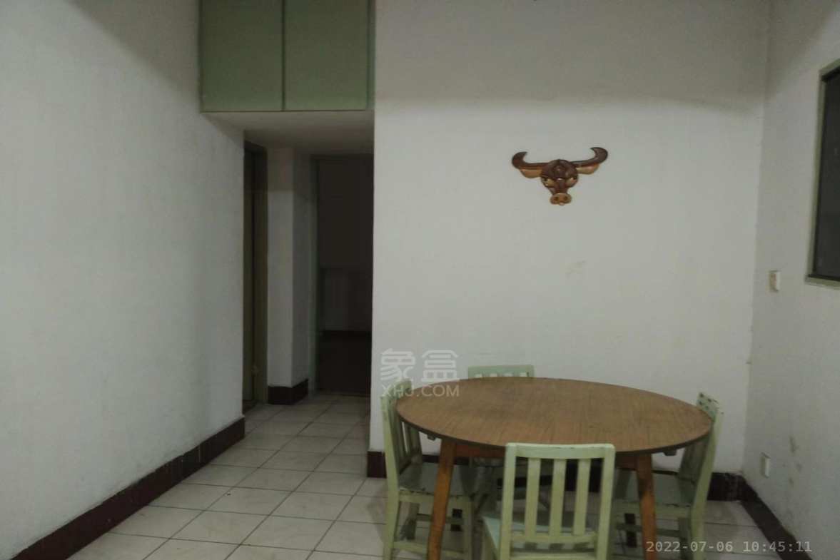 汇达花园  3室2厅1卫    980.0元/月室内图