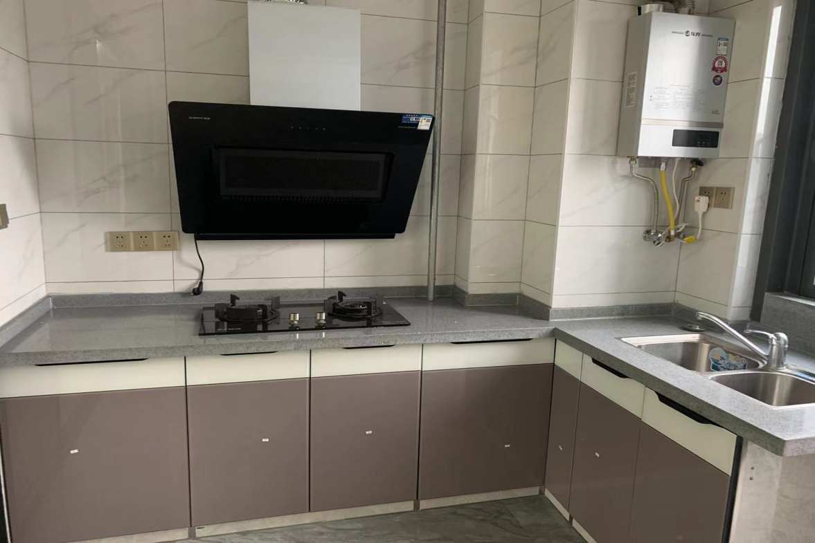 恒大绿洲  1室1厅1卫    1300.0元/月室内图