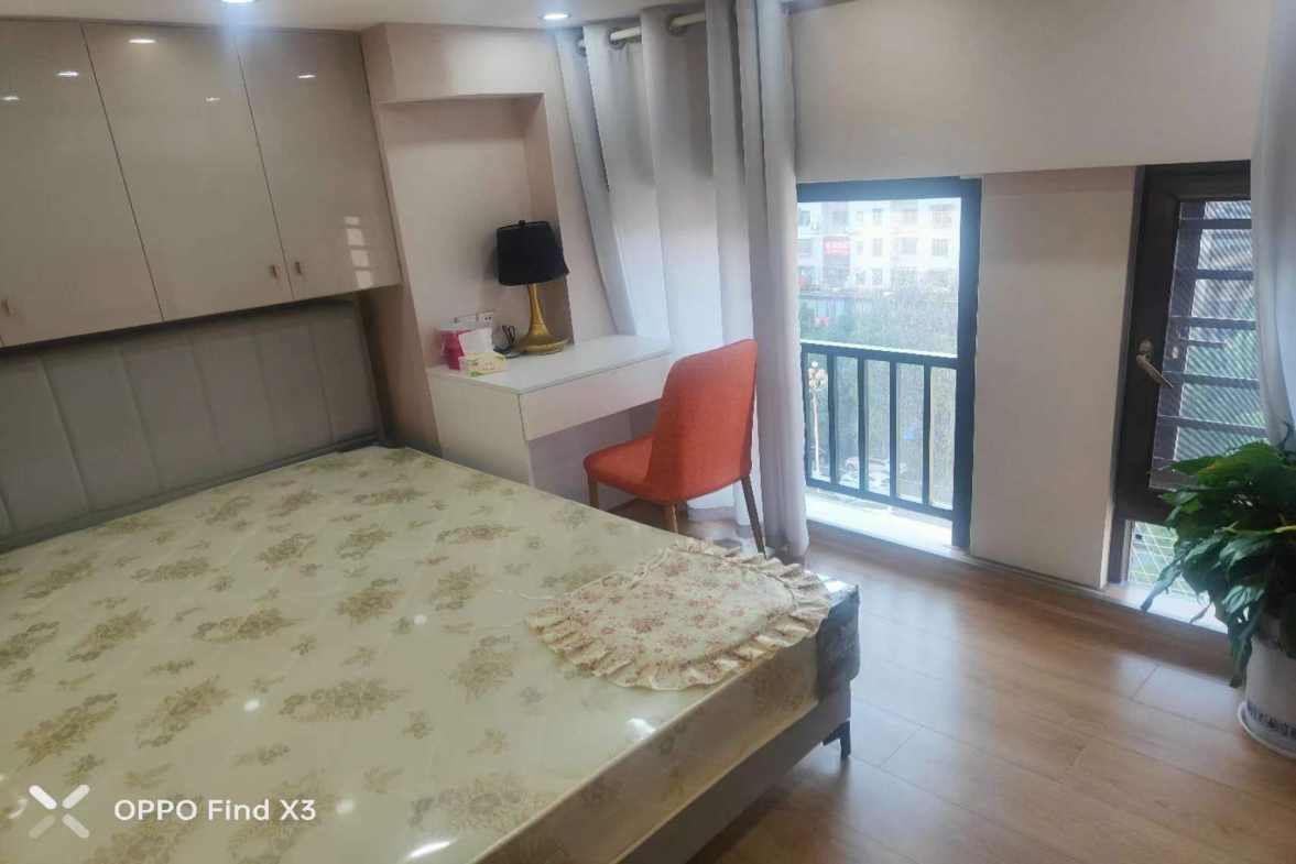 青春里 2室1厅1卫 1800.0元/月 青春里 2室1厅1卫 1800.0元/月室内图