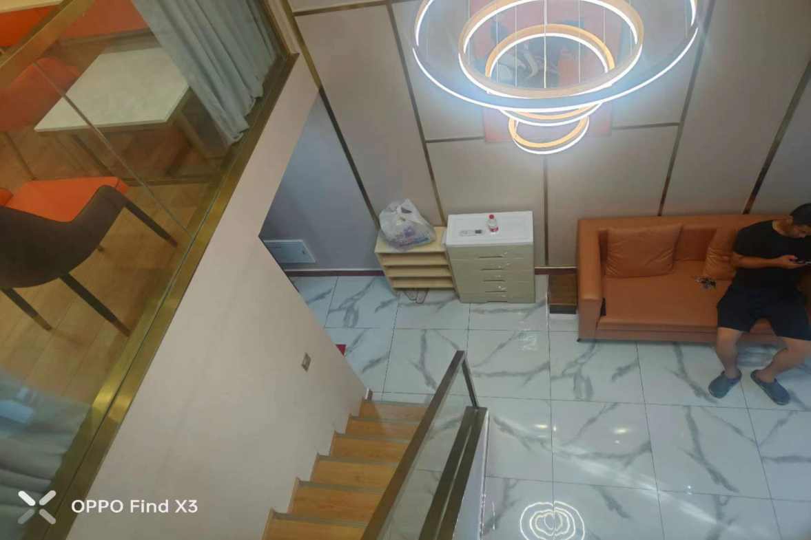 青春里 2室1厅1卫 1800.0元/月 青春里 2室1厅1卫 1800.0元/月室内图