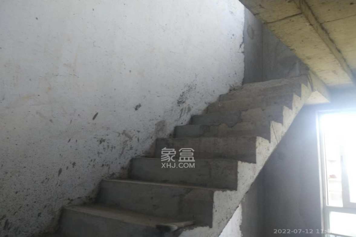 山水湾 6室3厅3卫 18000.0元/月 山水湾 6室3厅3卫 18000.0元/月户型图