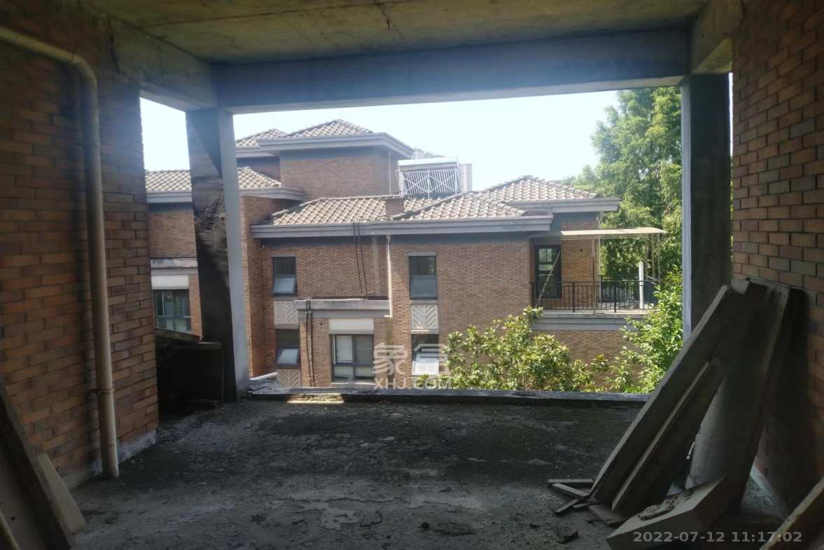 山水湾 6室3厅3卫 18000.0元/月 山水湾 6室3厅3卫 18000.0元/月户型图