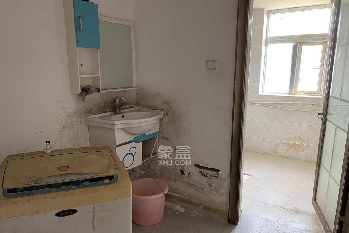 融源及第  3室2厅2卫    2300.0元/月室内图