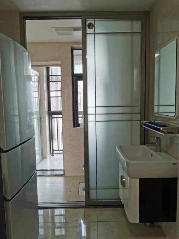 经泽新街坊 1室1厅1卫 2200.0元/月 经泽新街坊 1室1厅1卫 2200.0元/月室内图