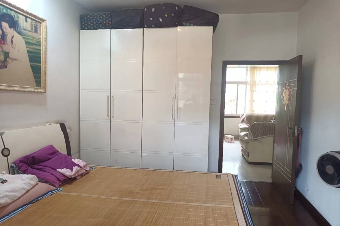 涟钢福岭路二十三冶住宅楼  3室1厅1卫    38.8万室内图