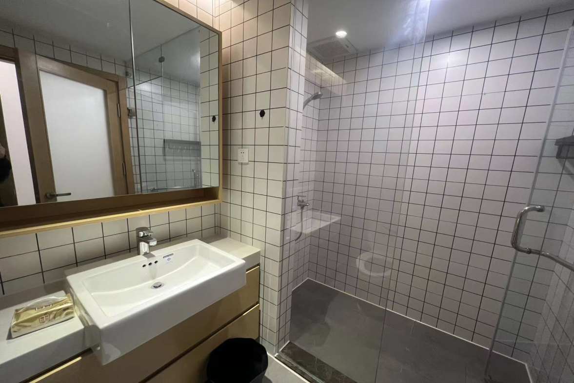 崇盛国际中心（柏石公寓）  2室2厅1卫    1800.0元/月室内图