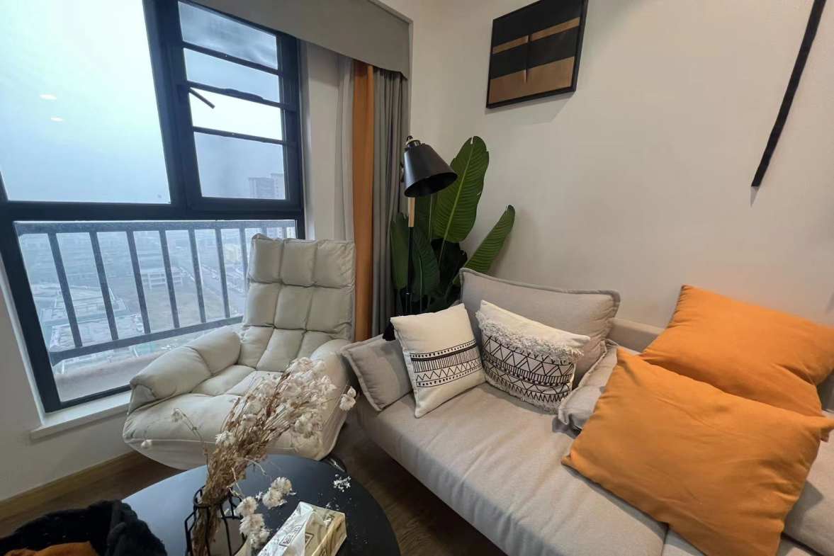 崇盛国际中心（柏石公寓）  2室2厅1卫    1800.0元/月室内图