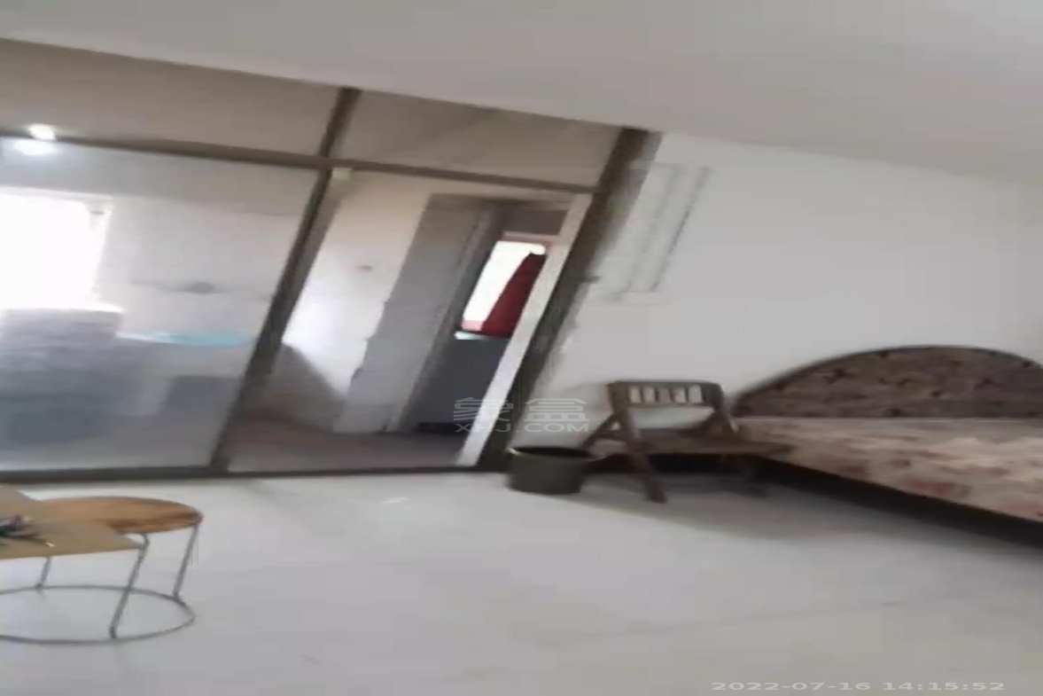 裕丰广场一区  1室1厅1卫    600.0元/月室内图1