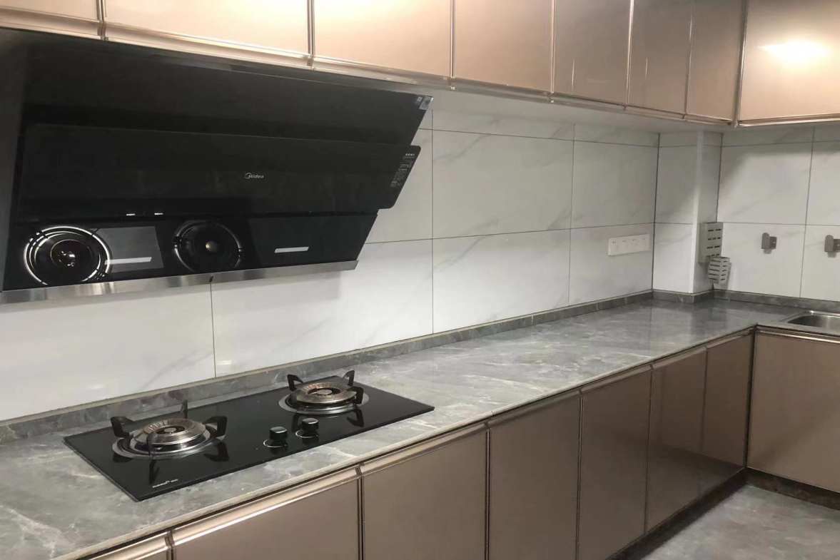 湖畔天鹅湖（兴瑞天鹅湖）  3室2厅2卫    2500.0元/月室内图