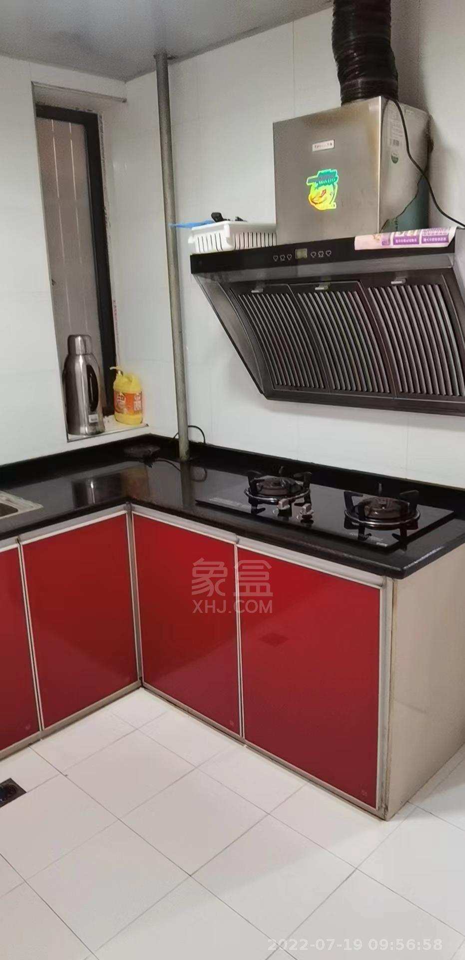 欧洲城楼上公寓楼  3室2厅1卫    1600.0元/月室内图