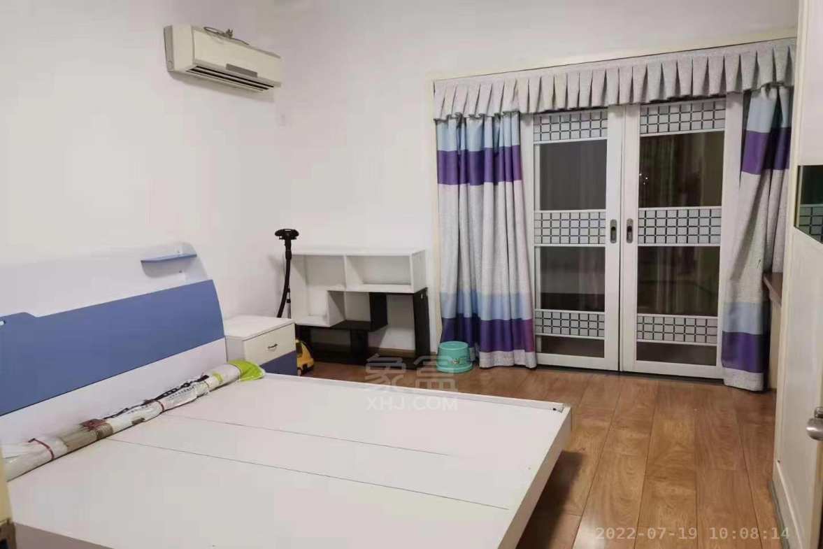 天鹅花园  2室2厅1卫    1300.0元/月室内图