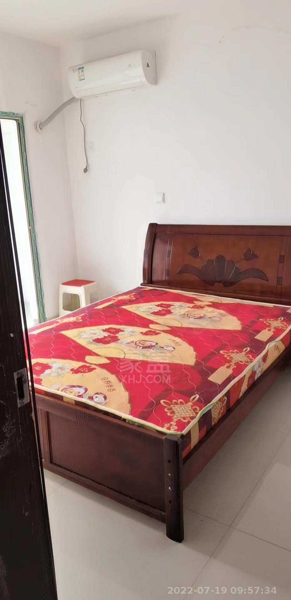 欧洲城楼上公寓楼  3室2厅1卫    1600.0元/月室内图