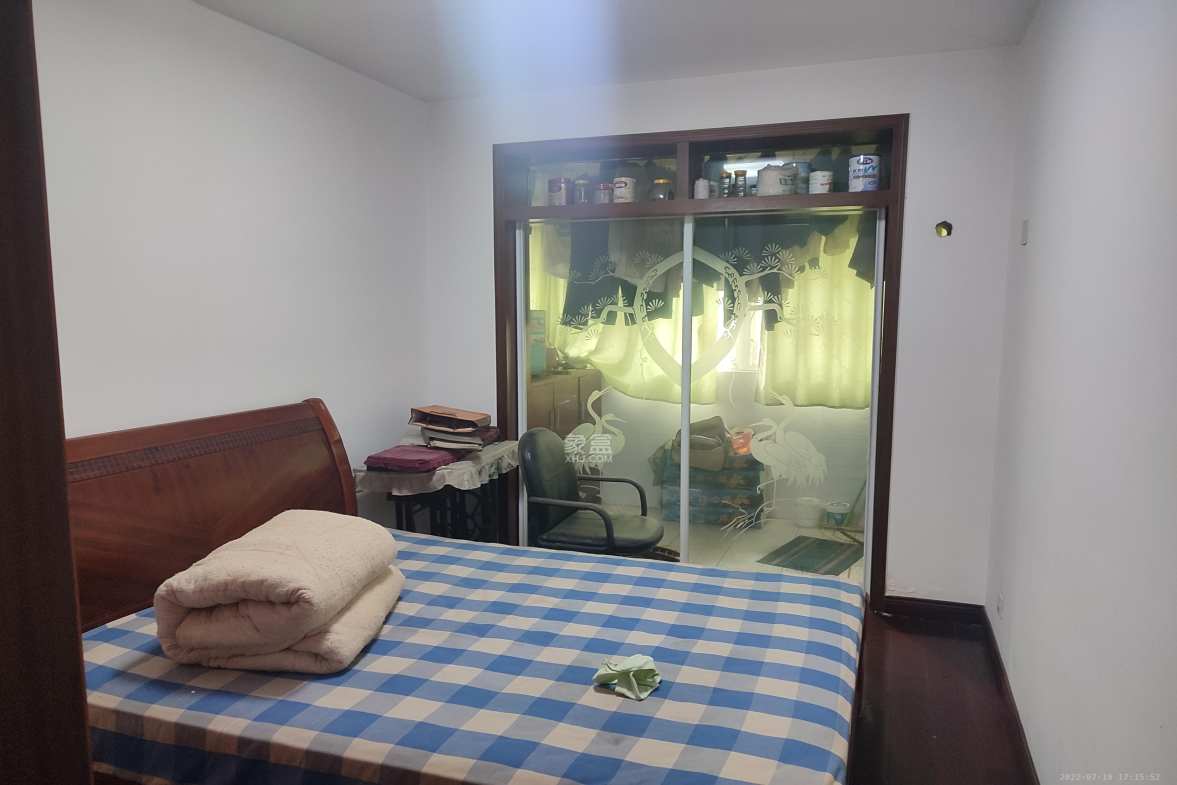 富绿新村  3室2厅1卫    2000.0元/月室内图