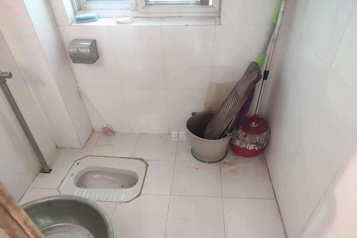 富绿新村  3室2厅1卫    2000.0元/月室内图