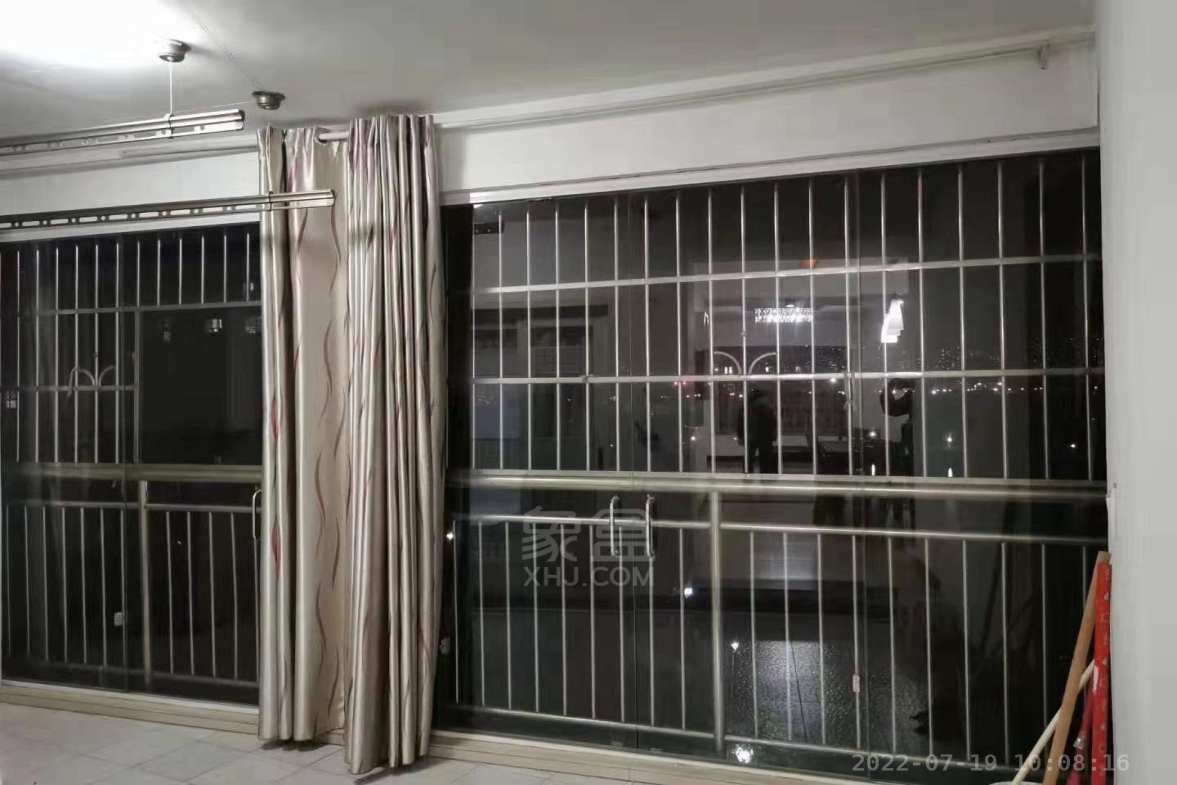 天鹅花园  2室2厅1卫    1300.0元/月室内图