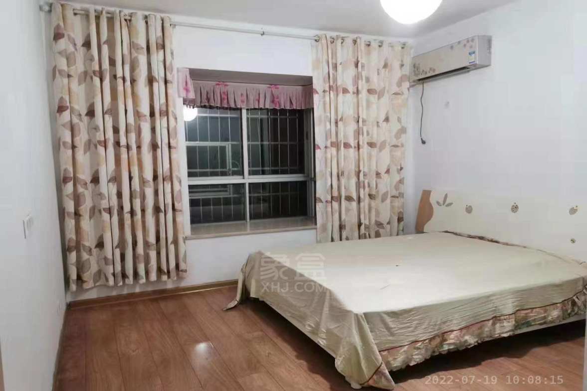 天鹅花园  2室2厅1卫    1300.0元/月室内图