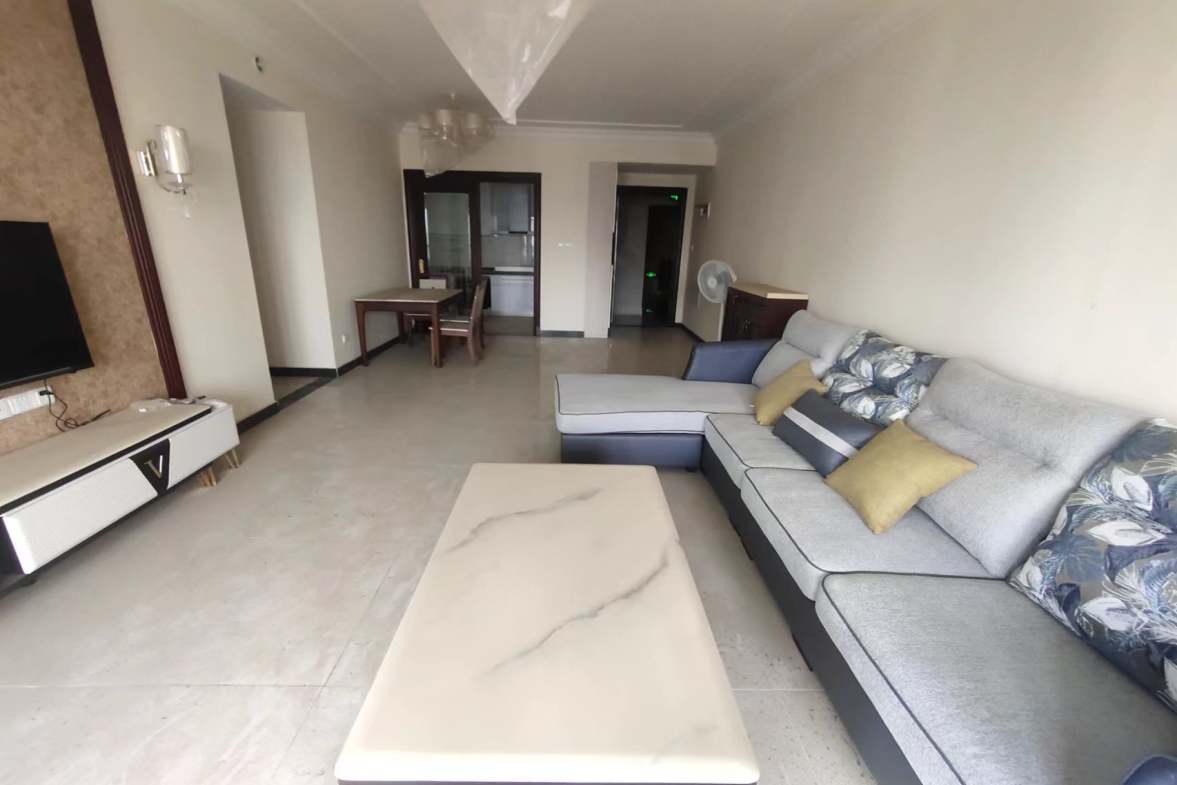 恒大绿洲  3室2厅2卫    2000.0元/月 恒大绿洲  3室2厅2卫    2000.0元/月室内图1