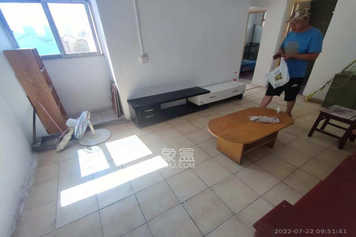 市直属机关宿舍  2室1厅1卫    1500.0元/月室内图1