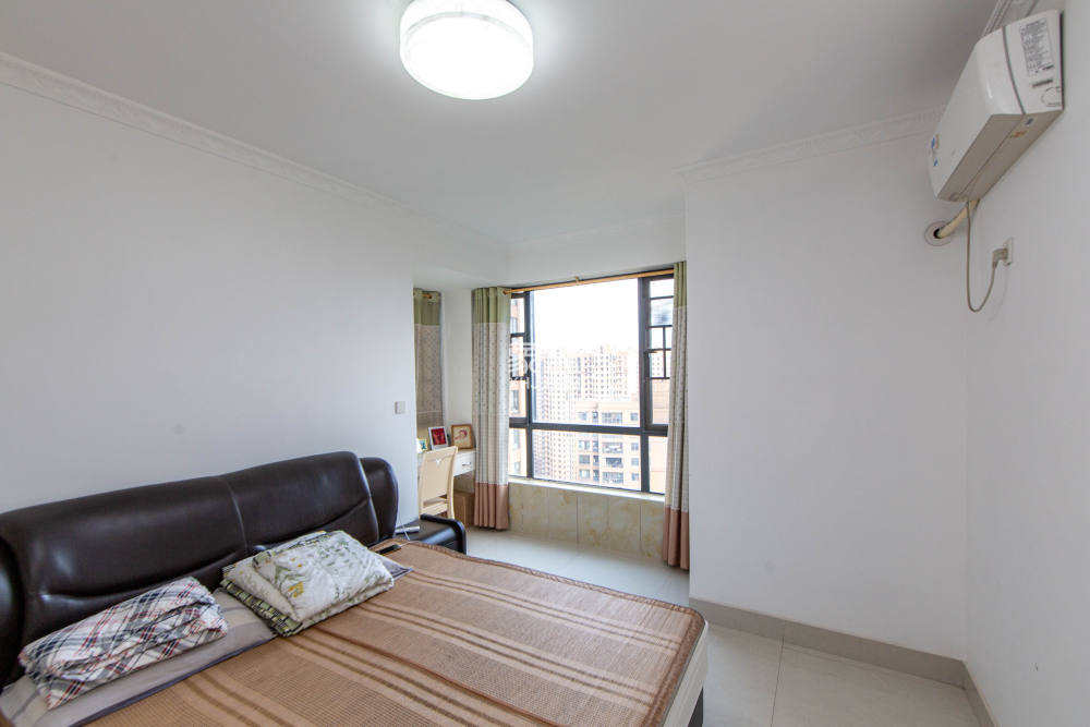 新盛珑璟台 2室2厅1卫 92.0万 新盛珑璟台 2室2厅1卫 92.0万卧室