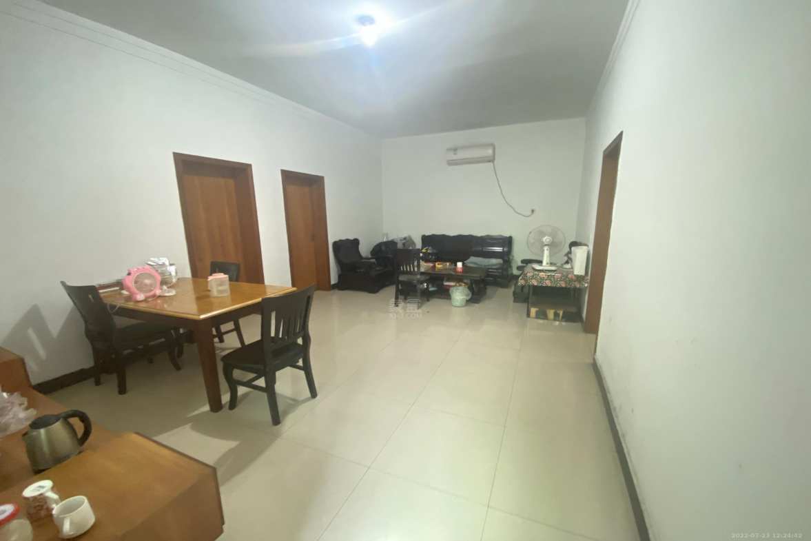 庆云山二村(62号)  3室2厅2卫    1200.0元/月 庆云山二村(62号)  3室2厅2卫    1200.0元/月室内图