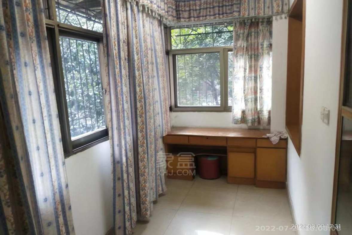 德政花苑  2室2厅1卫    1400.0元/月室内图