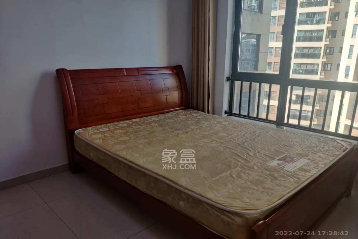 达美D6区  3室2厅1卫    2800.0元/月室内图