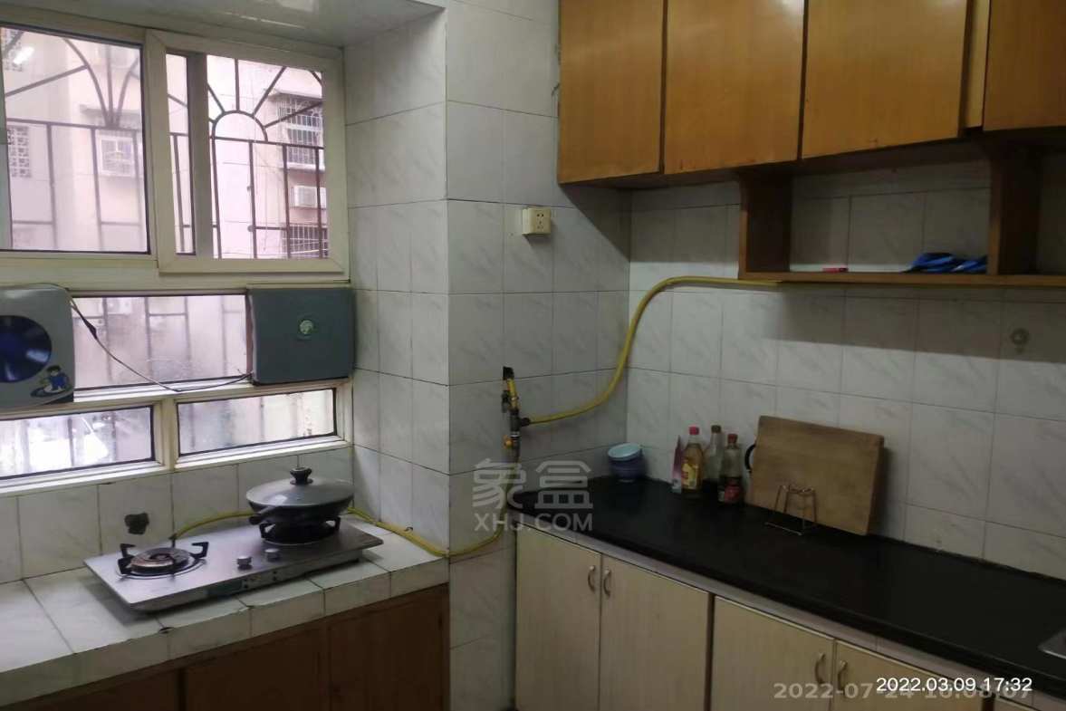 德政花苑  2室2厅1卫    1400.0元/月室内图