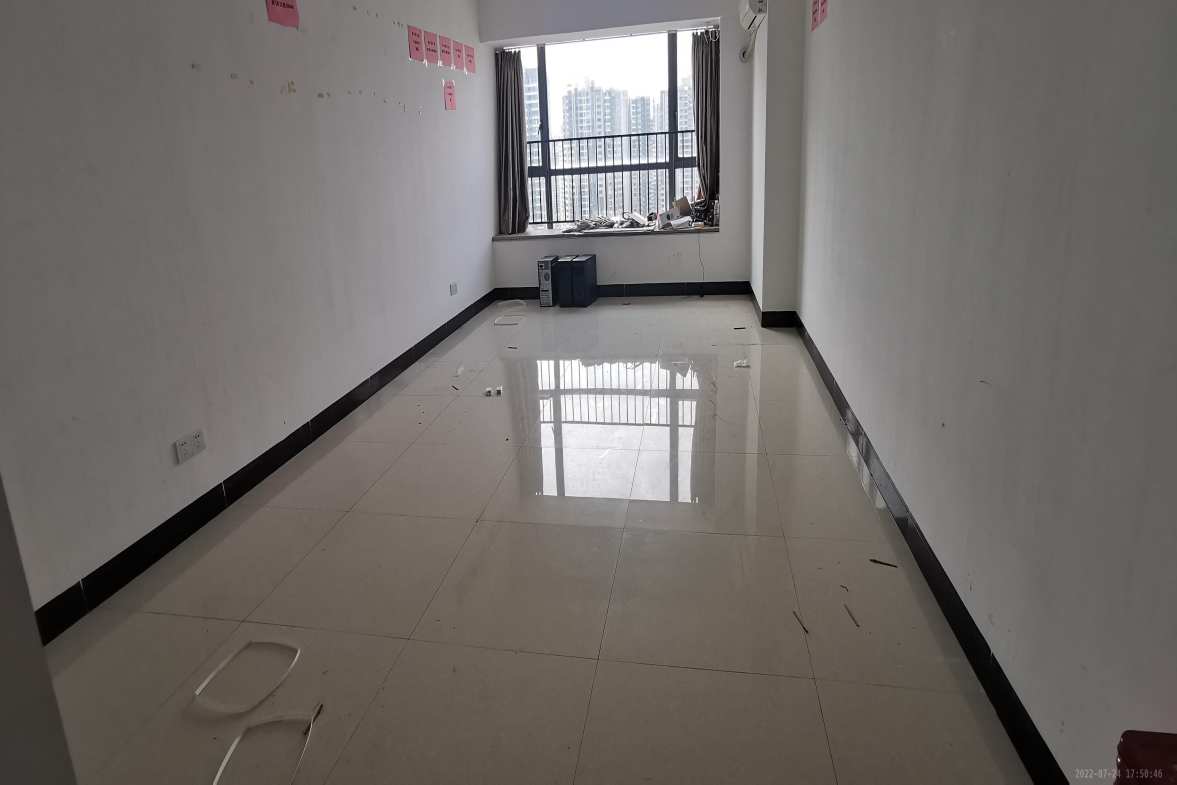 国际公馆（美的时代广场）  1室1厅1卫    1600.0元/月室内图1