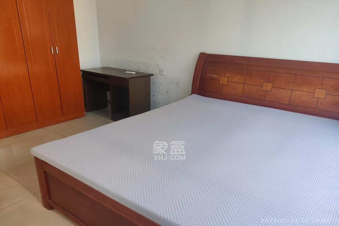 达美D6区  3室2厅1卫    2800.0元/月室内图