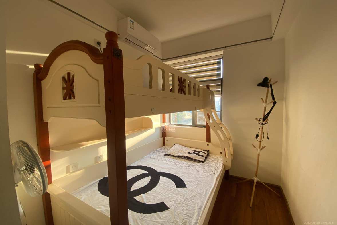 中建木莲工社  2室1厅1卫    2200.0元/月室内图