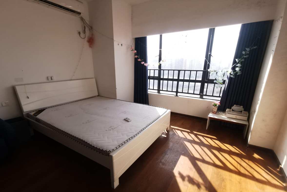 天赐万象汇  1室1厅1卫    1300.0元/月 天赐万象汇  1室1厅1卫    1300.0元/月室内图