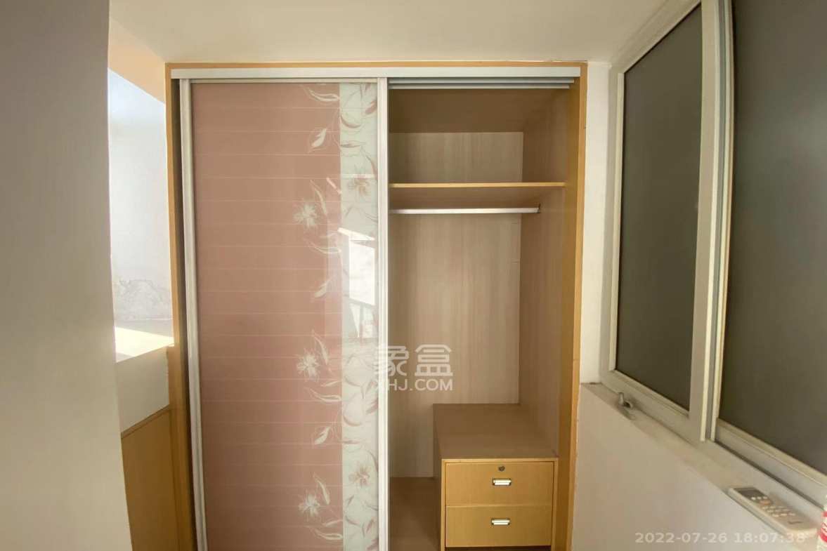 中远公馆 1室1厅1卫 1600.0元/月 中远公馆 1室1厅1卫 1600.0元/月室内图