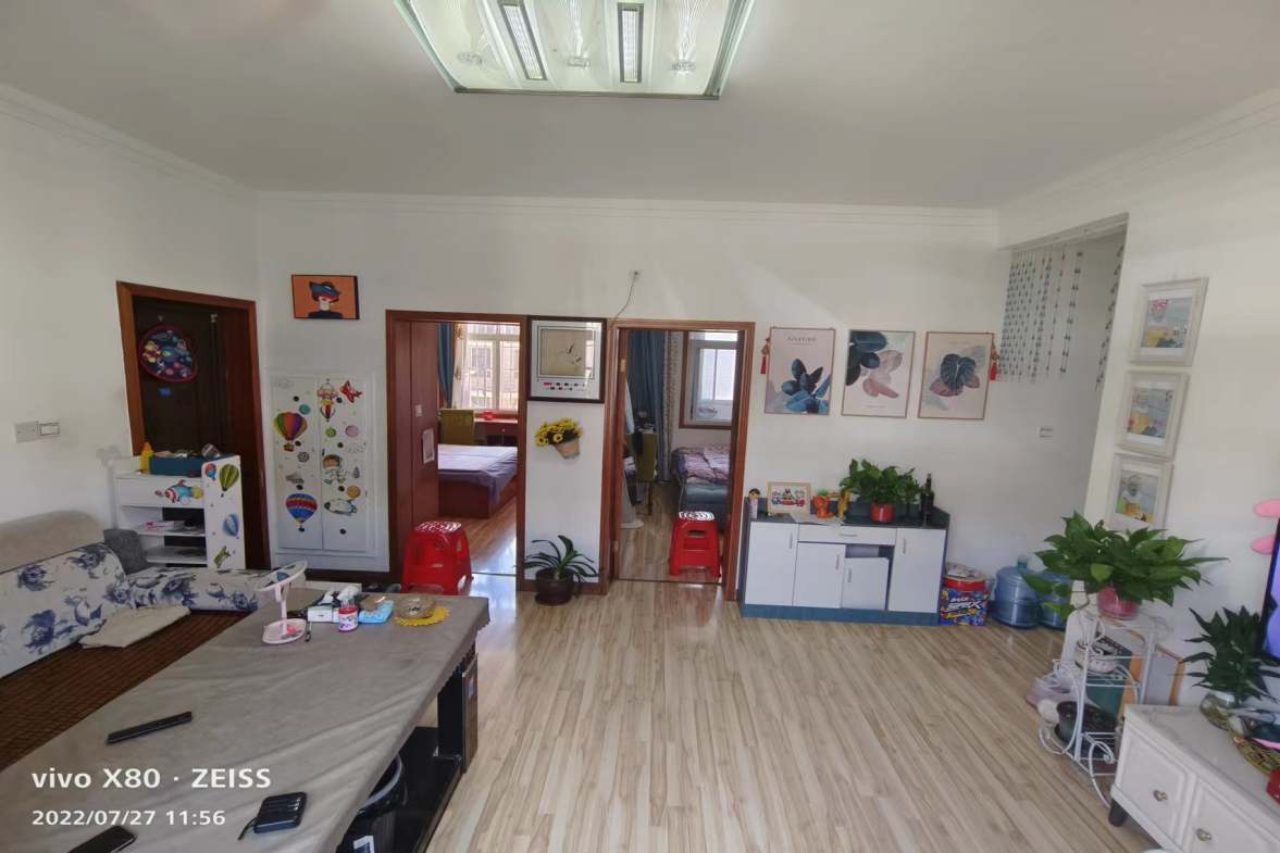 涟钢福岭路二十三冶住宅楼  3室2厅1卫    39.8万 涟钢福岭路二十三冶住宅楼  3室2厅1卫    39.8万室内图