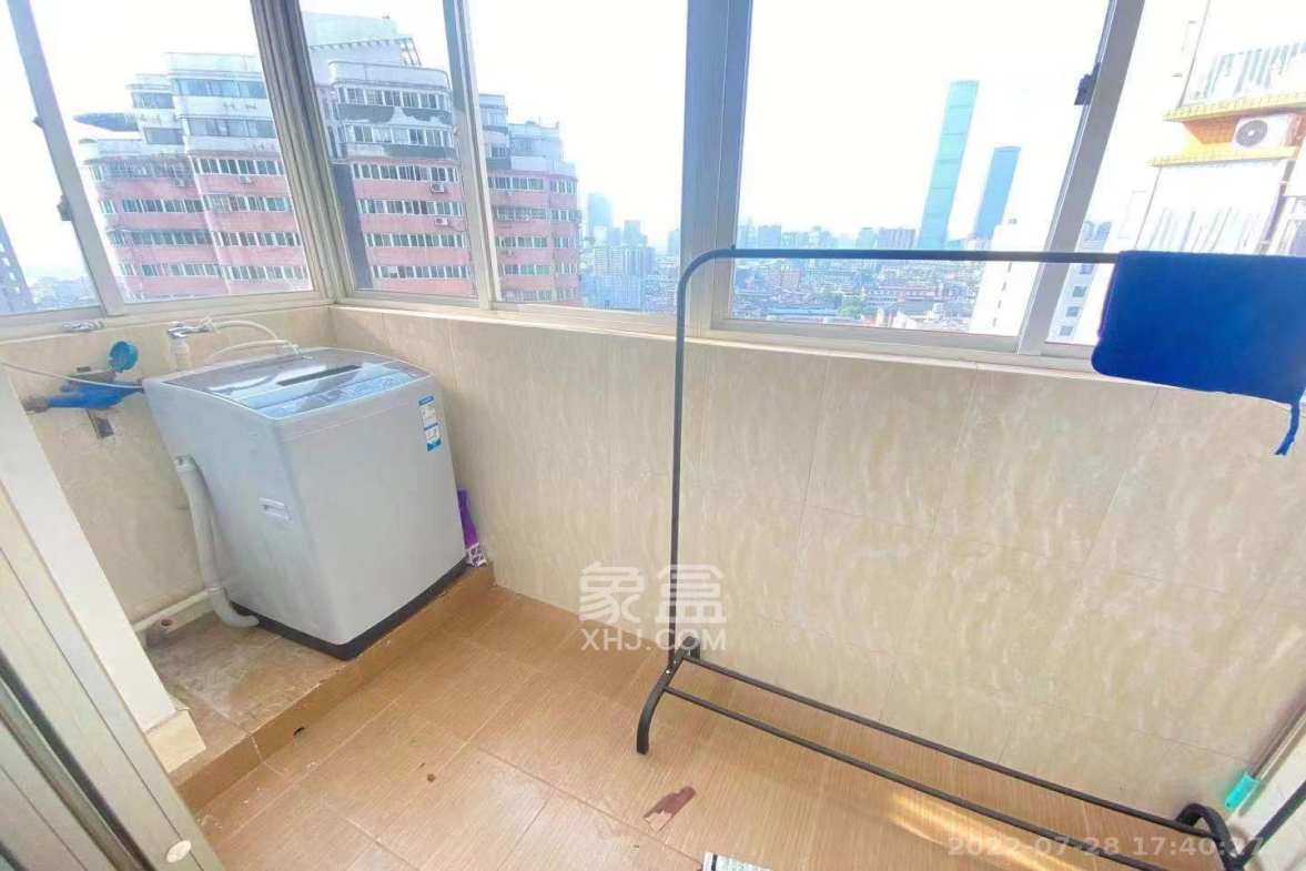 智邦家园  3室1厅1卫    3500.0元/月室内图