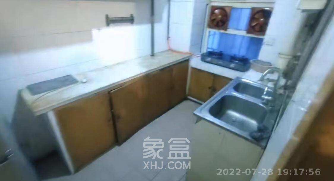 东风二村社区房  3室2厅2卫    2500.0元/月室内图